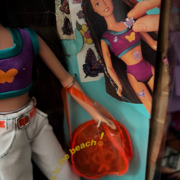 1996 TEEN COURTNEY ALL GROWN UP BARBIE DOLL - Picture 9 of 16